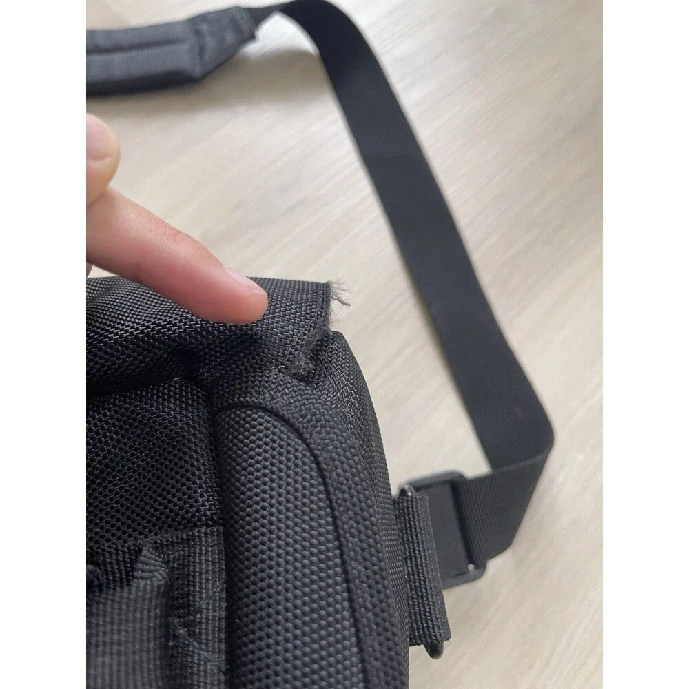 Canon Padded Nylon Camera Carry/Shoulder Bag w/ Strap, Accessory Compartments